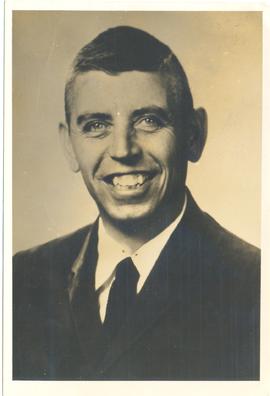 Dr.John M.Schempt