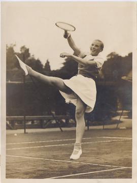 Graceful Action of Young ...