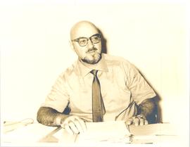Mr.Robert Hayward