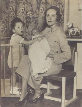 Mrs. Woolf Barnato with H...