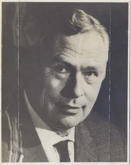 Mr.Molfram Mullerburg