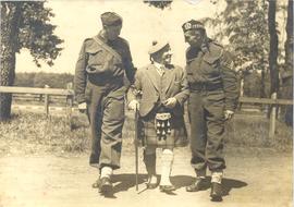 Sir Harry Launder Enterta...