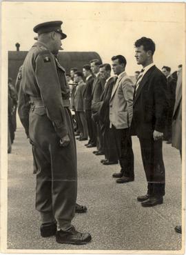 The Commanding Officer Li...