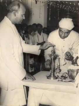 Sir Karaimanikkam S. Kris...