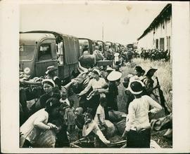 Troops of the Vietnamese ...