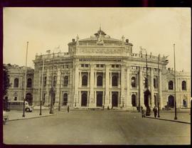 THE VIENNA OTHER HOUSE LI...