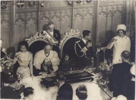 King And Queen of Thailan...
