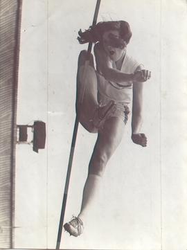 Miss. Linda Knowles