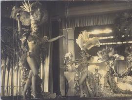 A Glamorous Cabaret Act F...