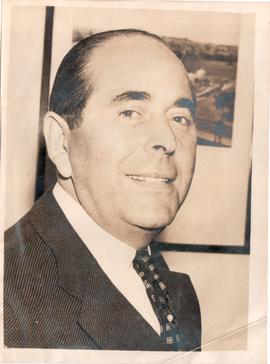 MR.SIMON VOS