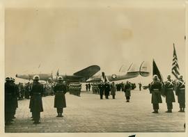 Joh Foster Dulles Arrivin...