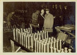King Sees Anti-Aircraft S...