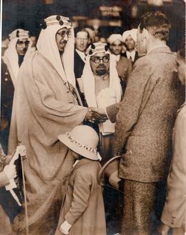 Emir Saud Arrives in London
