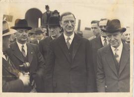 Mr.de Valera arrival at N...