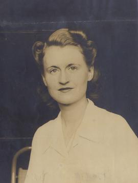 Mrs.Kay Oliver