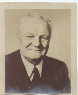 Mr.Edwari Riley