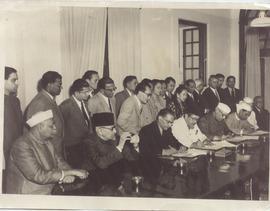 Signing of joint Statemen...