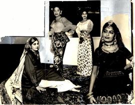 Lady's Fashion