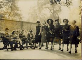 Londoners Meet the Goldwy...