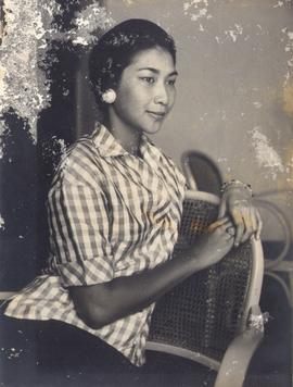Salika Supal, Who looks a...