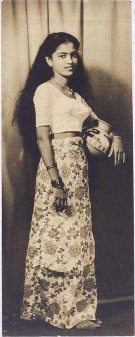 Miss Nimala Atapattu(Actr...