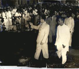 The Crowd that had gather...