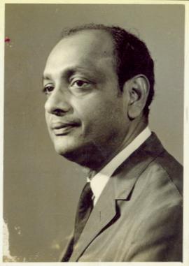 Dr.Ratnavale