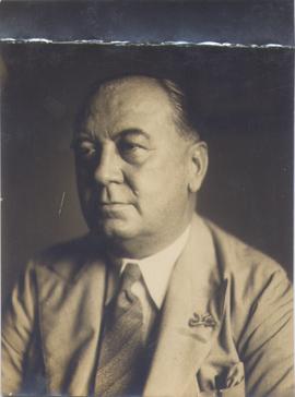 Mr. C. Larfea