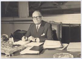 Mr. Monsjeur Maurice Schu...