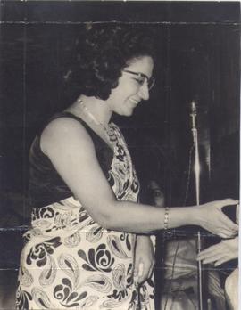 Mrs.Shirley Chatoor