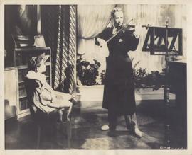 Leslie Howard in "Interme...
