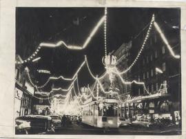 A SPECPACULAR seasonal di...
