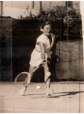 Mrs. T. Sehden
