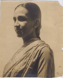 Nitha Ariyarathna