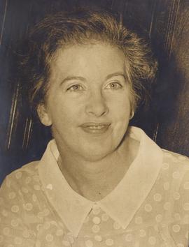 MRS Jgdith Hart