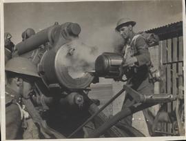 British Gunners in Training