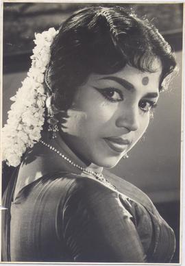 Acterss V.R.Thilagam in "...