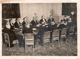 A View of the Cabinet Mee...