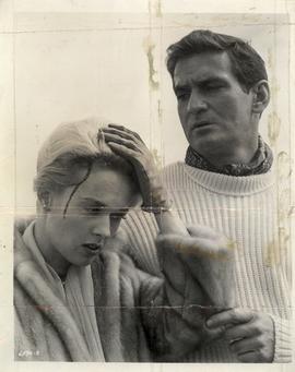 ROD TAYLOR and Tippi He n...