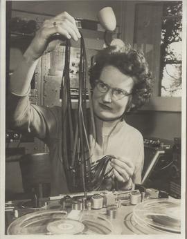 Miss Dephne Oram makes Mu...