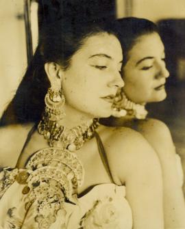 Nelly Mazloum