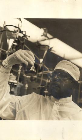 Dr. Cyril Ponnamperuma