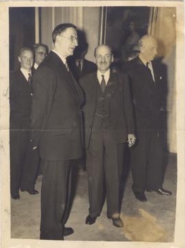 Mr.De Valera,chats with C...