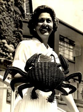 Mrs. Fred Perrry