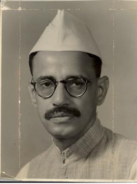 Shri Gulzarial Nanda (Uni...