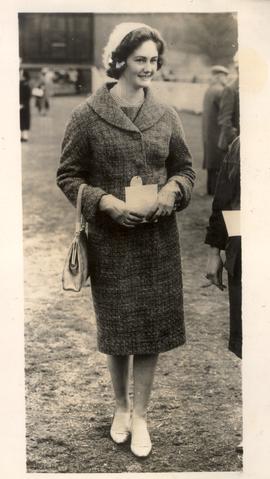 Mon.Penelope Dewar