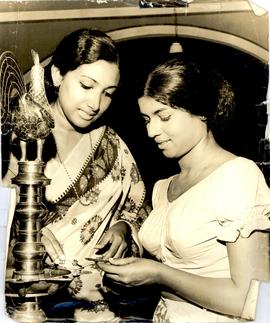 Film Stars Shiranee Kuruk...