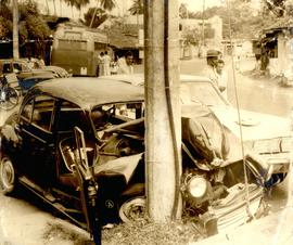 STOLEN CAR IN CRASH