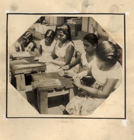 Perfume Production of Sri...