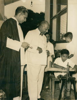 Mr.H.S.Ismail Speaker og ...